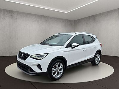 SEAT Arona 1.0 TSI FR Allwetterreifen, Navi+Flullink,
