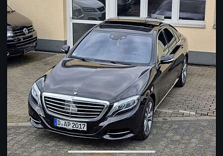 Mercedes-Benz S 350 BlueTec / d 4Matic (222.033)