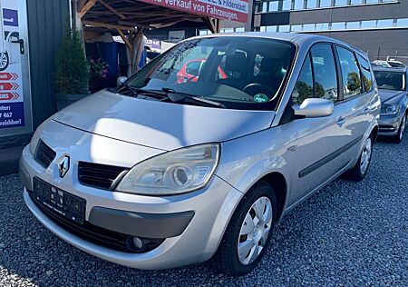 Renault Scenic 1.6 16V Dynamique. . Scheckheft. 7/ Sitzer