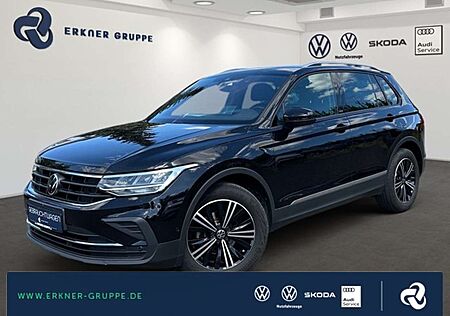 VW Tiguan Volkswagen 1.5TSI DSG Active PANO+HUD+STNDHZ+BEH-FRT+++