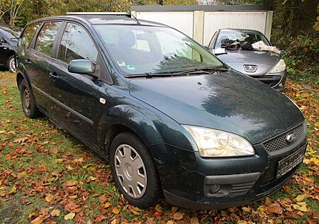 Ford Focus Turnier 1.6 16V , INZAHLUNGNAHME