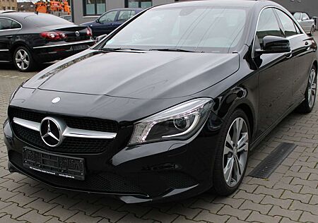 Mercedes-Benz CLA 180 Urban Bi Xenon/T.LEDER/LED/R.KAMERA/SHZ