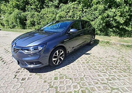 Renault Megane TCe 140 GPF BOSE EDITION