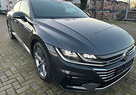 VW Arteon Volkswagen R-Line