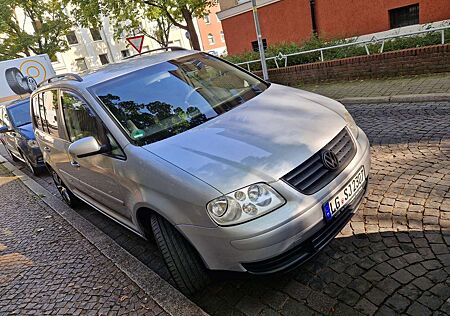 VW Touran Volkswagen 1.9 TDI Trendline