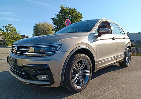 VW Tiguan Volkswagen Highline BMT/Start-Stopp 4Motion R-Line