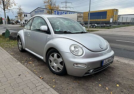 VW New Beetle Volkswagen 2.0// TÜV bis 03/25//