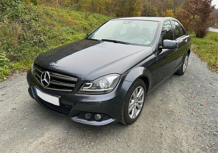 Mercedes-Benz C 250 CDI DPF (BlueEFFICIENCY) Avantgarde