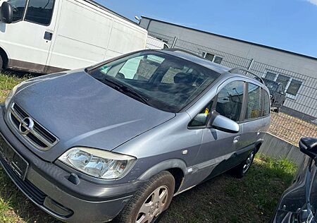 Opel Zafira Basis