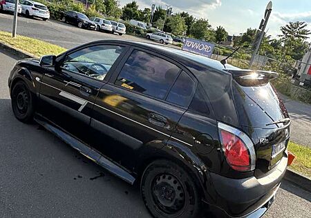 Kia Rio 1.4 EX Top