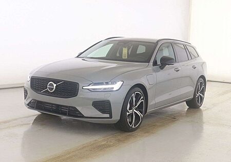 Volvo V60 T6 Plus Dark Recharge Plug-In Hybrid AWD