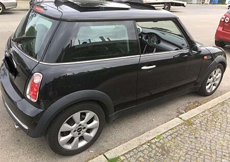 Mini ONE 1.6 BENZINE-TÜV NEUE-BJ 2005-GUTE ZUSTAN