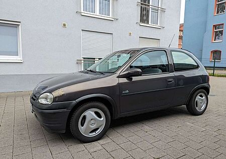 Opel Corsa Atlanta