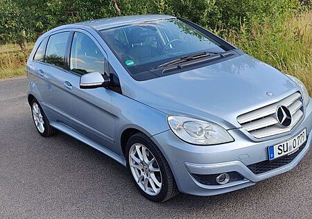 Mercedes-Benz B 200 CDI Autotronic