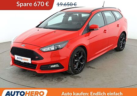 Ford Focus 2.0 EcoBoost ST *NAVI*BiXENON*PDC*SHZ*TEMPO*ALU*