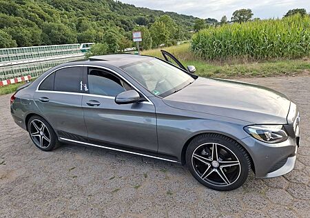 Mercedes-Benz C 200 CGI (205.042)