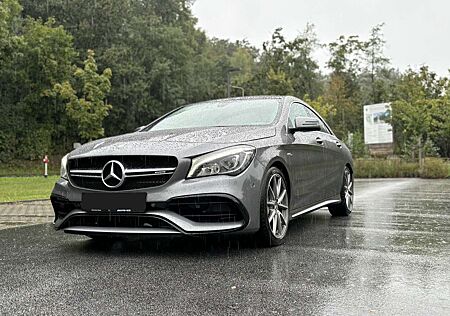 Mercedes-Benz CLA 45 AMG AMG CLA 45 4Matic AMG Speedshift DCT 7G