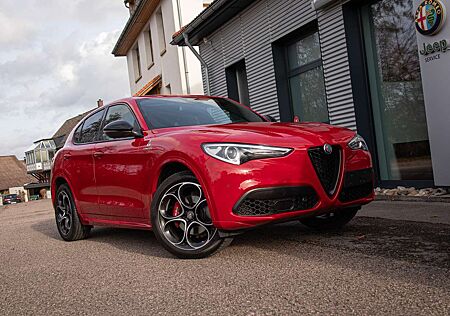 Alfa Romeo Stelvio Veloce 2.0 Q4 Tech-Pak./Bi-Xenon/Kamera 1. Hd