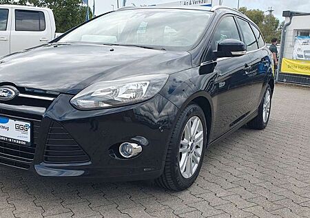 Ford Focus Titanium GARANTIE NAVI KLIMTRONIC KAMERA