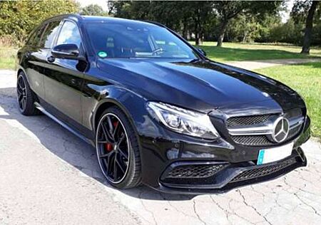 Mercedes-Benz C 63 AMG S T Speedshift 7G-MCT