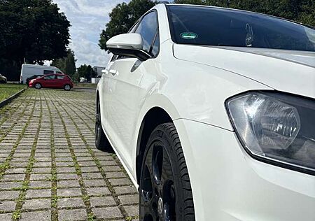 VW Golf Variant Volkswagen 2.0 TDI BlueMotion Technology DSG Comfortline