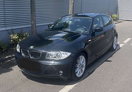 BMW 130 Reihen 6-Zylinder | M-Paket | Leder | Schalter