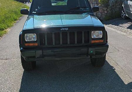 Jeep Cherokee gebraucht kaufen Jeep Cherokee 4.0 Limited