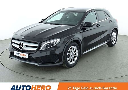 Mercedes-Benz GLA 180 AMG Line *NAVI*BI-XENON*PDC*SHZ*