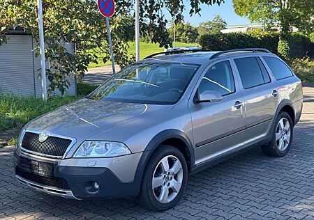 Skoda Octavia Combi Scout 2.0TDI 4X4 Xenon AHK Tüv neu