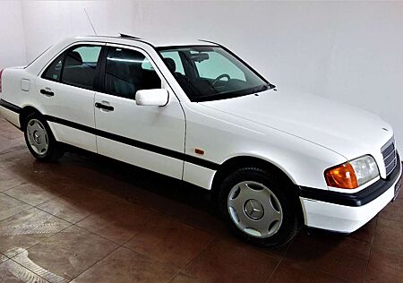Mercedes-Benz C 180 Lim W202 Automatik/Klima/AHK/Euro-2