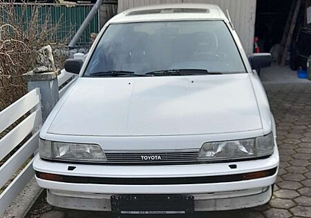 Toyota Camry Combi 16V GLi