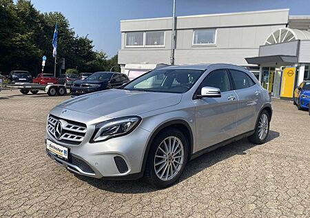 Mercedes-Benz GLA 180 LA 180 LEDER/SHZ/LHZ/PDC V+H+CAM/NAVI/ALLWETTER.