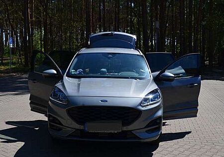 Ford Kuga 1.5 EcoBoost ST-LINE