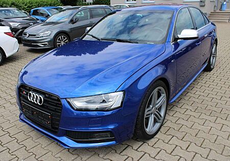 Audi S4 3.0 TFSI Schalter quattro Navi,Kamera,Xenon