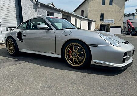 Porsche 996 911 GT2 // Überrollkäfig // Schalensitze