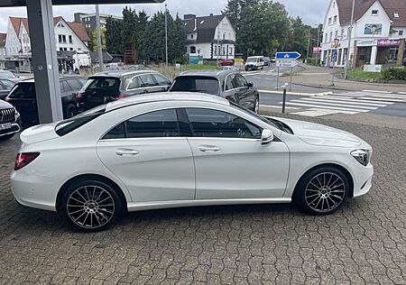 Mercedes-Benz CLA 180 7G Urban Kamera LED Navig Leder KeyLess