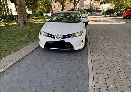 Toyota Auris 1.4 D-4D