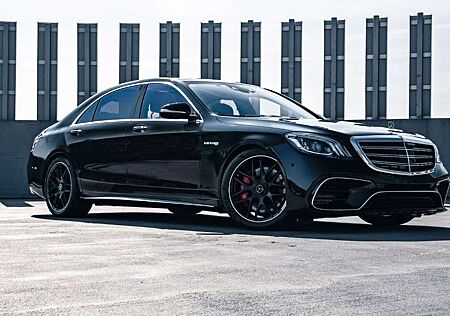 Mercedes-Benz S 63 AMG Lim. 4Matic L*Burmester*Panorama*