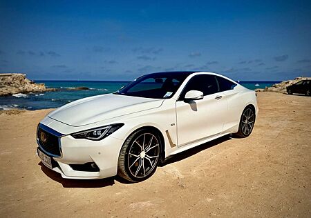 Infiniti Q60 2.0t Coupe Aut. Premium 251 PS !!!!!