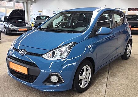 Hyundai i10 YES! 5türig *SHZ*PDC*TEM*LHZ*ALU*KLIMA*