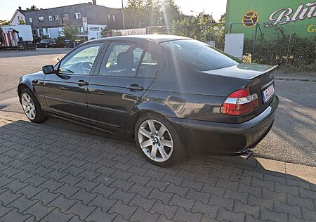 BMW 330xi 330 LPG Xenon Rückfahrkammera M sitze memory