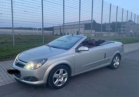 Opel Astra GTC 1.9 CDTI DPF Cosmo