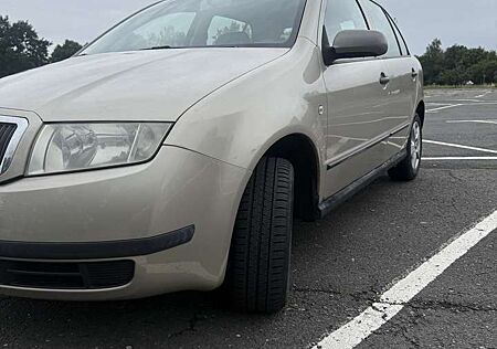 Skoda Fabia 1.4 Sedan Automatik Style Edition