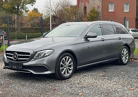 Mercedes-Benz E 220 d T-Modell Multibeam LED 360° Widescreen