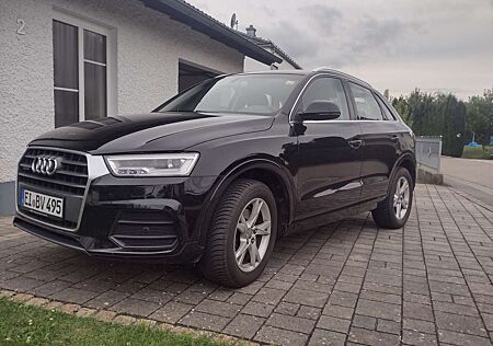 Audi Q3 2.0 TDI quattro S tronic sport