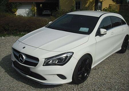 Mercedes-Benz CLA 250 shooting brake