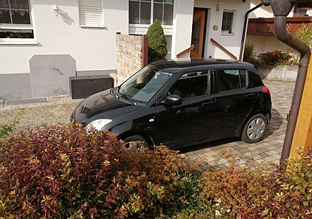 Suzuki Swift Fließheck 5-Türer 1.3 Comfort