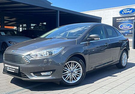Ford Focus Titanium/Navi/Kam/SitzElek/SchildAss/FenstAbgedunk