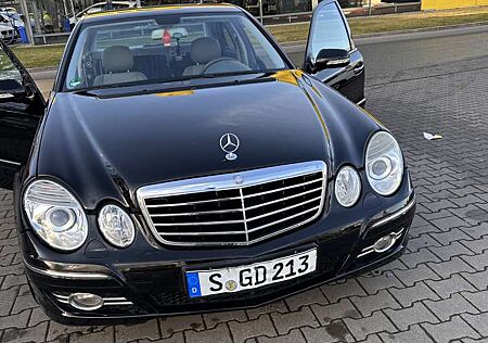 Mercedes-Benz E 200 Kompressor (211.041)