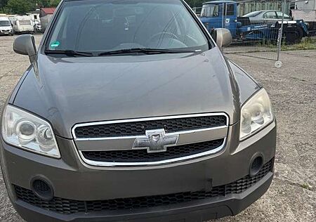 Chevrolet Captiva 2.4 4WD 7 Sitzer Gas LT